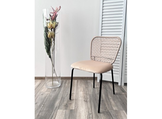 Стул JUNO G062-03 светлый беж, велюр / черный каркас в Каменске-Уральском