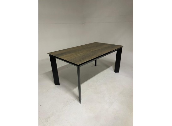 Стол CREMONA 160 KL-61 под дерево, итальянская керамика/ черный каркас в Каменске-Уральском