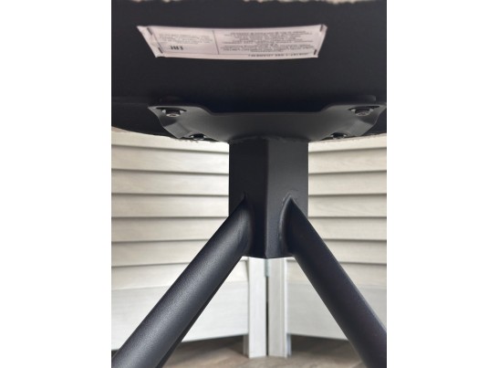 Стул DAREM Белый букле Davis now or never -03 / черный каркас, ®DISAUR