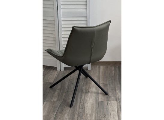 Стул ОСЛО Atmocfera 695 Зеленый / Orakul 695 Зеленый / Черный каркас M-City в Каменске-Уральском