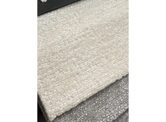 Стул SNUG 3018-01 белый, шенилл / черный каркас, ®DISAUR в Каменске-Уральском