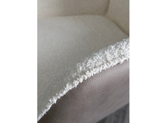 Стул VOLCANO Белый Wales-101, ткань / светло-бежевый Maison 09, экокожа/ черный каркас, DISAUR в Каменске-Уральском