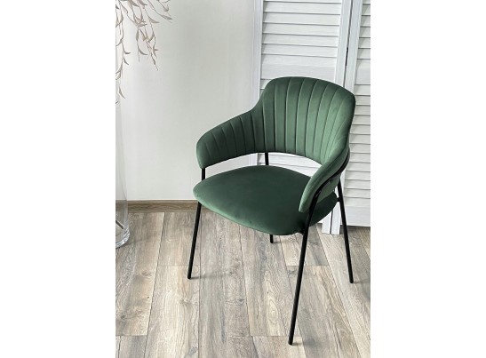 Стул ЛОТОС, цвет H-30 Изумрудный, велюр / черный каркас в Каменске-Уральском