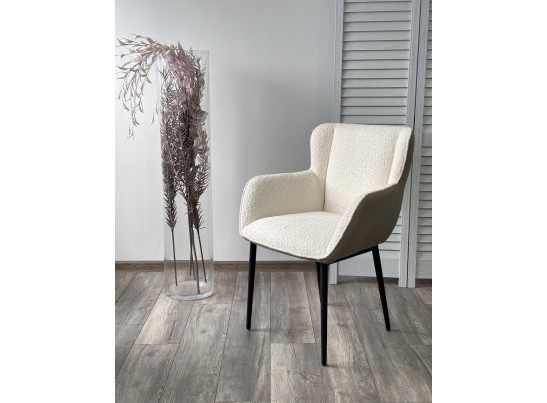 Стул VOLCANO Белый Wales-101, ткань / светло-бежевый Maison 09, экокожа/ черный каркас, DISAUR в Каменске-Уральском