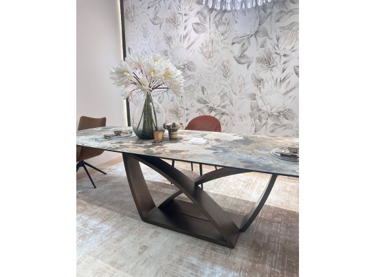 Стол ALONSO 200 TL-137 матовый, итальянская керамика/медный брашированный каркас, ®DISAUR в Каменске-Уральском