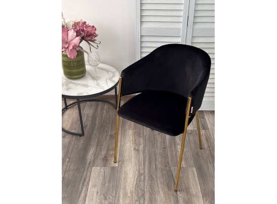 Стул DILL MOMO-47 черный, велюр "беспальчиковый"/ золотой каркас в Каменске-Уральском